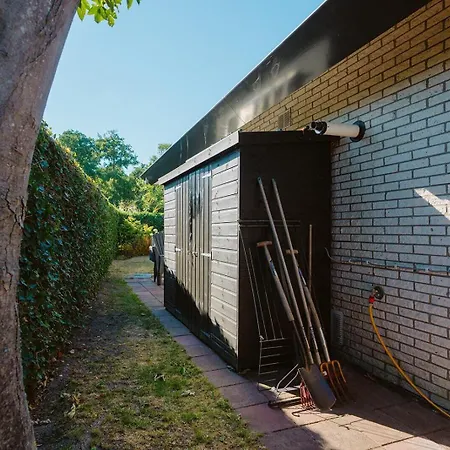 Holiday home Toekomst 27 - *