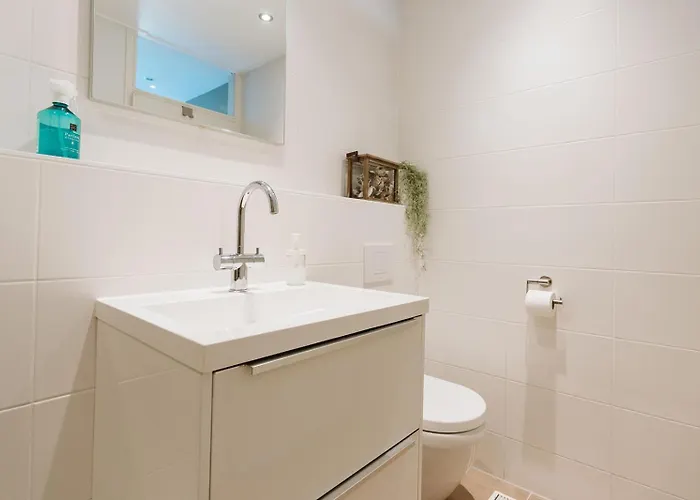 Toekomst 27 - Not Intended For Company Or Work-related * Ouddorp