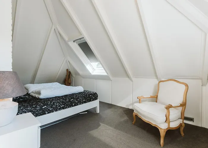 Toekomst 27 - Not Intended For Company Or Work-related * Ouddorp