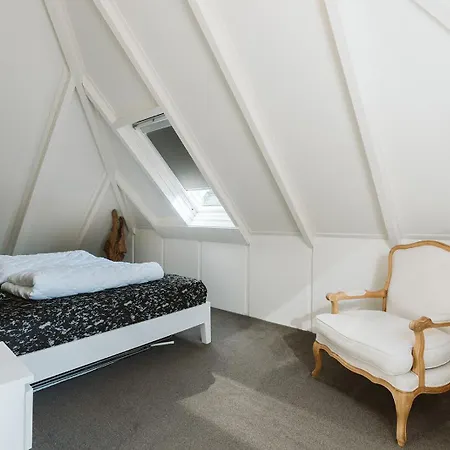 Toekomst 27 - Not Intended For Company Or Work-related * Ouddorp